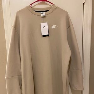 NWT Sweater dress tech fleece by Nike